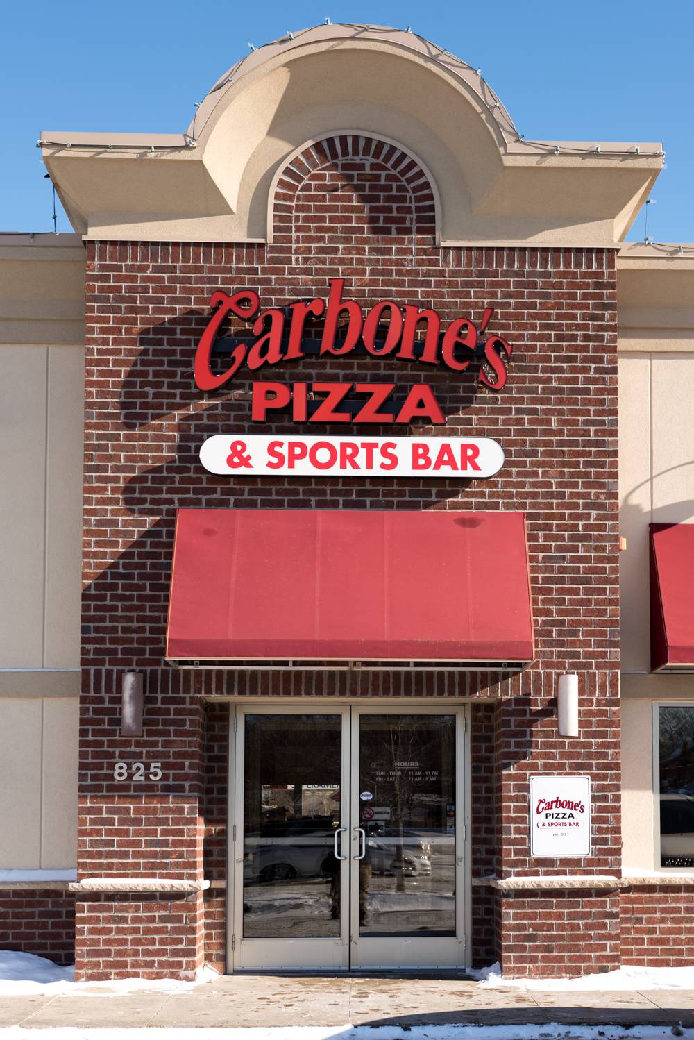 Carbones Pizza and Sports Bar | restaurant | 825 1st St SE, New Prague, MN 56071, USA | 9527585522 OR +1 952-758-5522