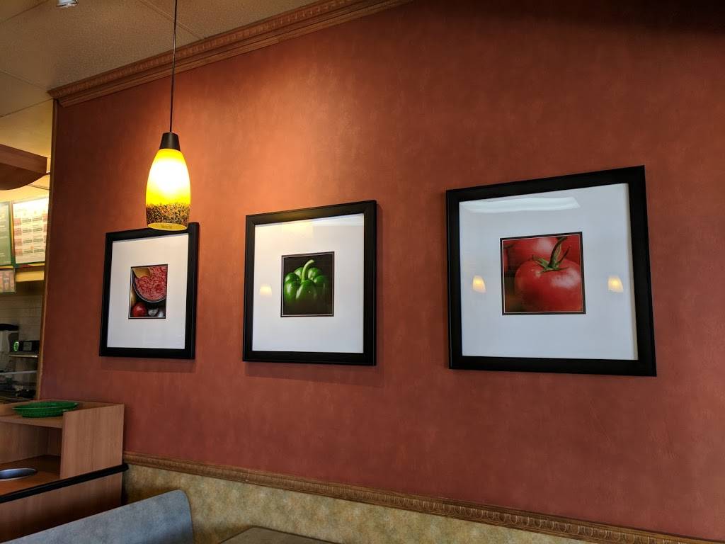 Subway | restaurant | 1135 W Visalia Rd, Exeter, CA 93221, USA | 5595925100 OR +1 559-592-5100