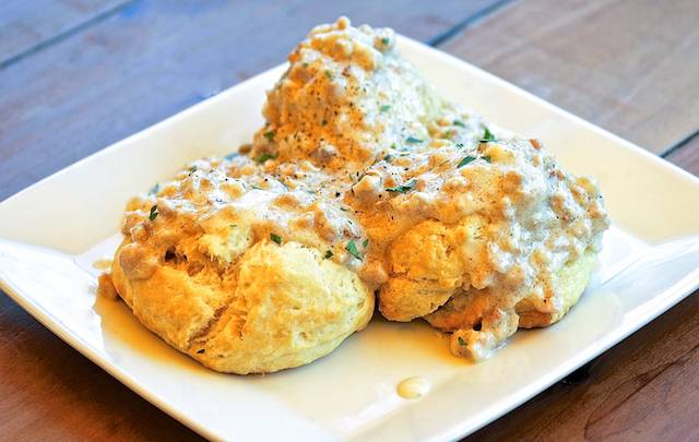 Blue Dog Beer Tavern | restaurant | 4524 Saugus Ave, Sherman Oaks, CA 91403, USA | 8189902583 OR +1 818-990-2583