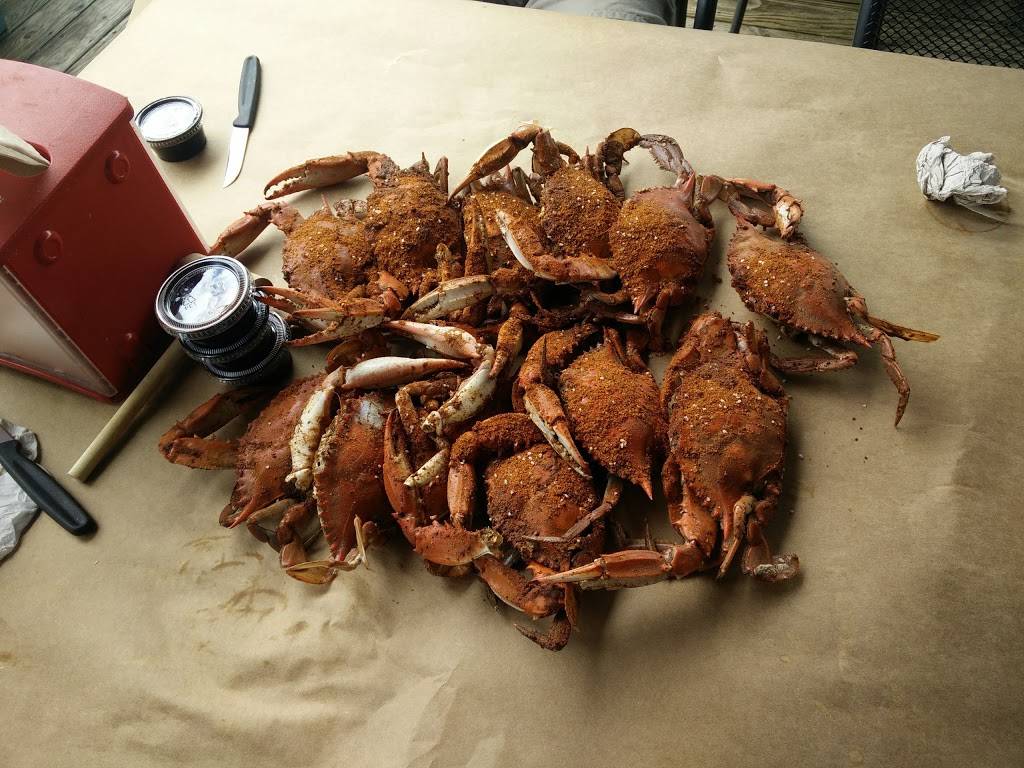 The Point Crab House & Grill | restaurant | 700 Mill Creek Rd, Arnold, MD 21012, USA | 4105445448 OR +1 410-544-5448