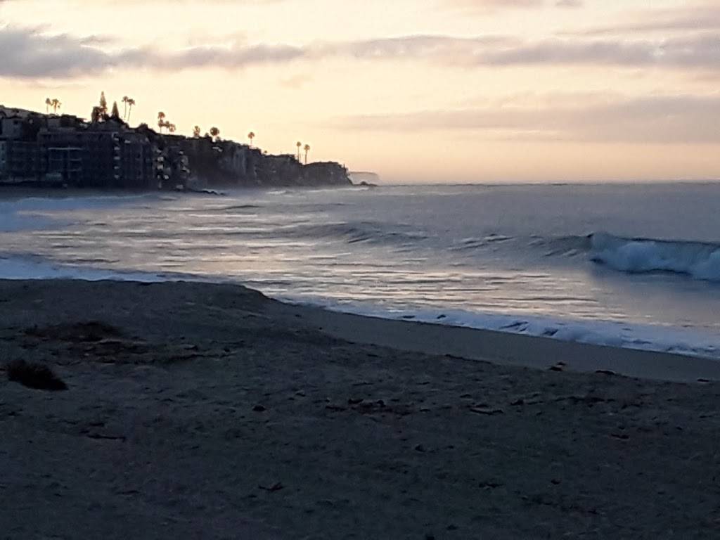 Starbucks | cafe | 180 N Coast Hwy, Laguna Beach, CA 92651, USA | 9494941302 OR +1 949-494-1302