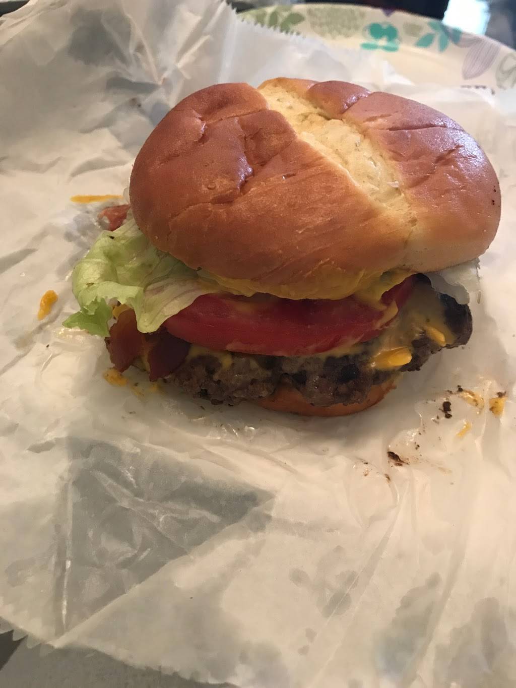 Macs | restaurant | 104 West St, Black Mountain, NC 28711, USA | 8286690668 OR +1 828-669-0668