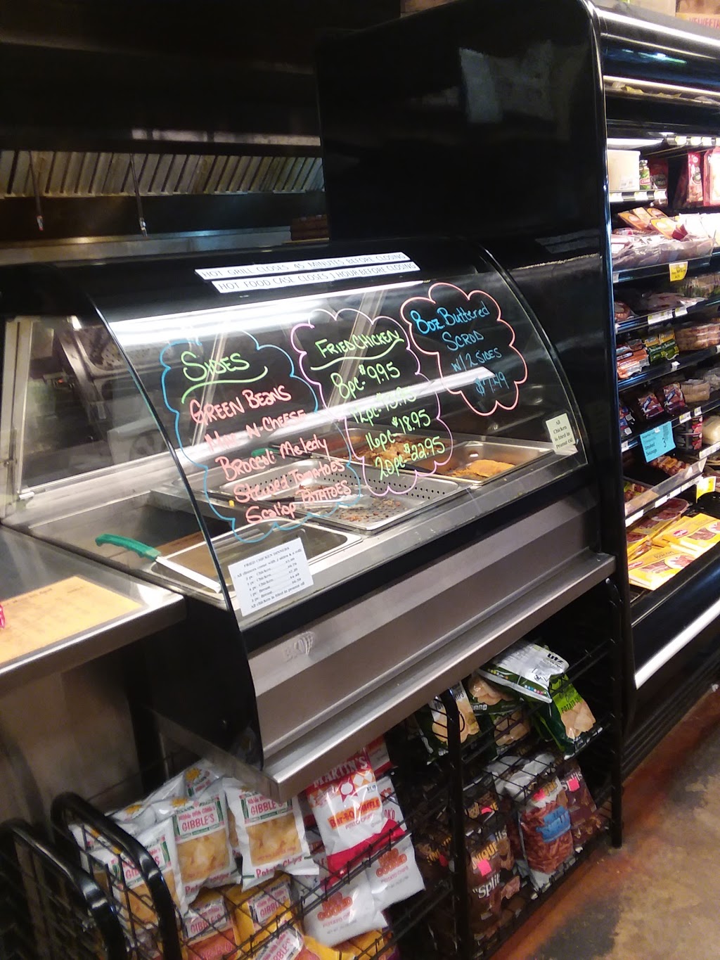 Ernst Market | restaurant | 11650 Dam Number 5 Rd, Clear Spring, MD 21722, USA | 3018422292 OR +1 301-842-2292