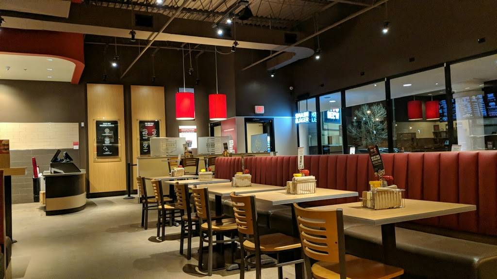 Smashburger | restaurant | 400 S State Rd, Springfield, PA 19064, USA | 4844713249 OR +1 484-471-3249