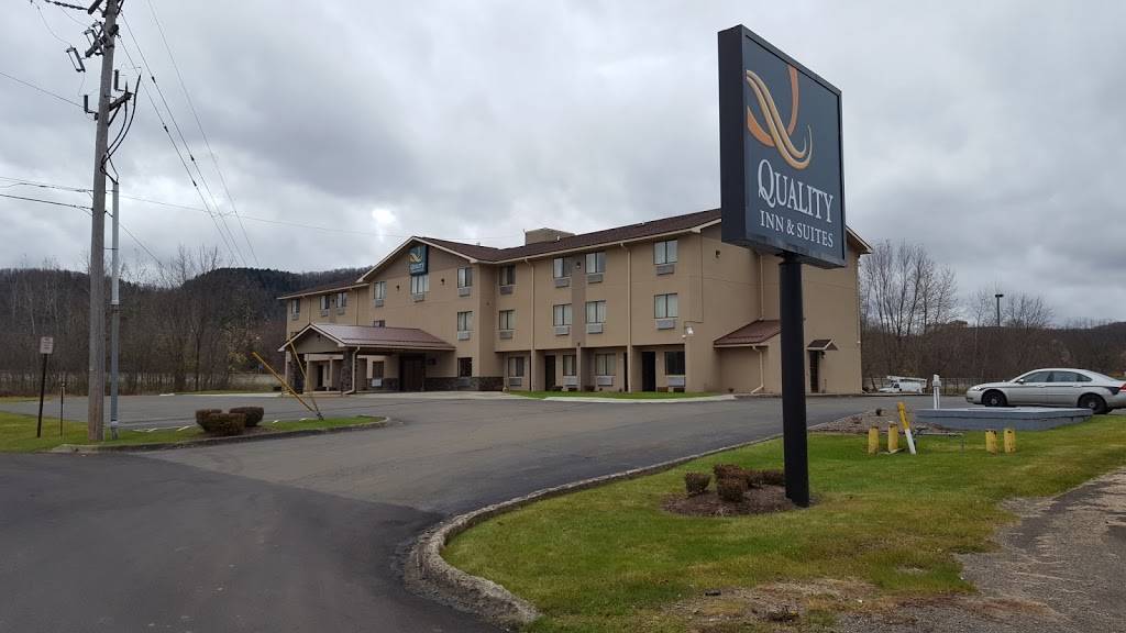 Quality Inn & Suites | restaurant | 204 Struthers St, Warren, PA 16365, USA | 8147238881 OR +1 814-723-8881