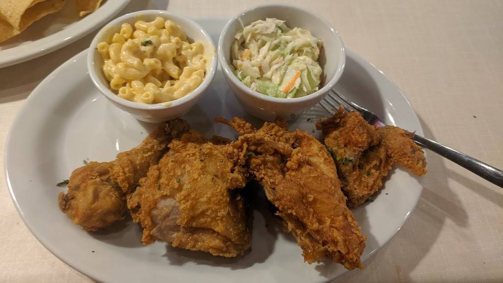 Bettys-Chicken Kitchen | restaurant | 602 N 46th St, Rogers, AR 72756, USA | 4796361100 OR +1 479-636-1100