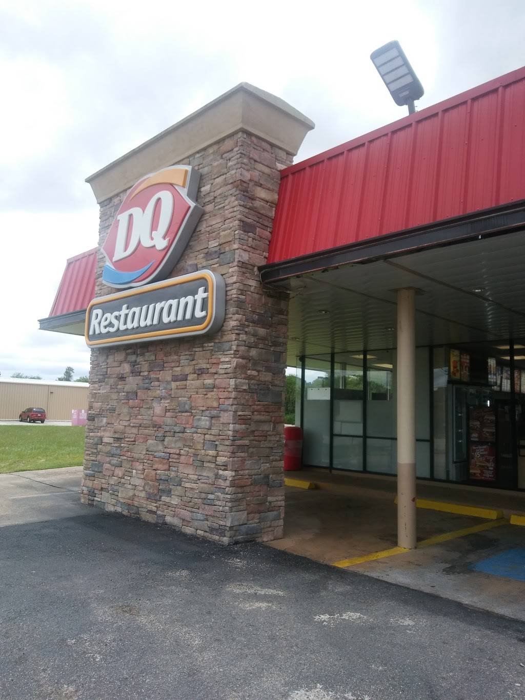 Dairy Queen Restaurant | restaurant | 350 Aldine Bender & Imperial Val, Houston, TX 77060, USA | 2814489454 OR +1 281-448-9454