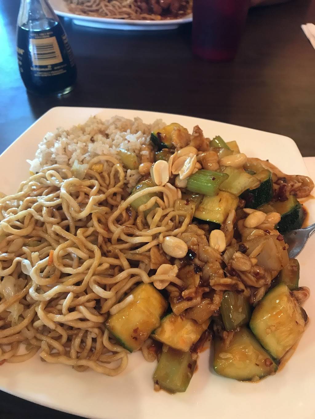 Asian Cafe | restaurant | 371 N Golden State Blvd, Turlock, CA 95380, USA | 2096320451 OR +1 209-632-0451