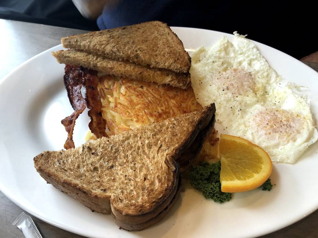 Wally Waffle | restaurant | 100 North Ave #101, Tallmadge, OH 44278, USA | 3306337400 OR +1 330-633-7400