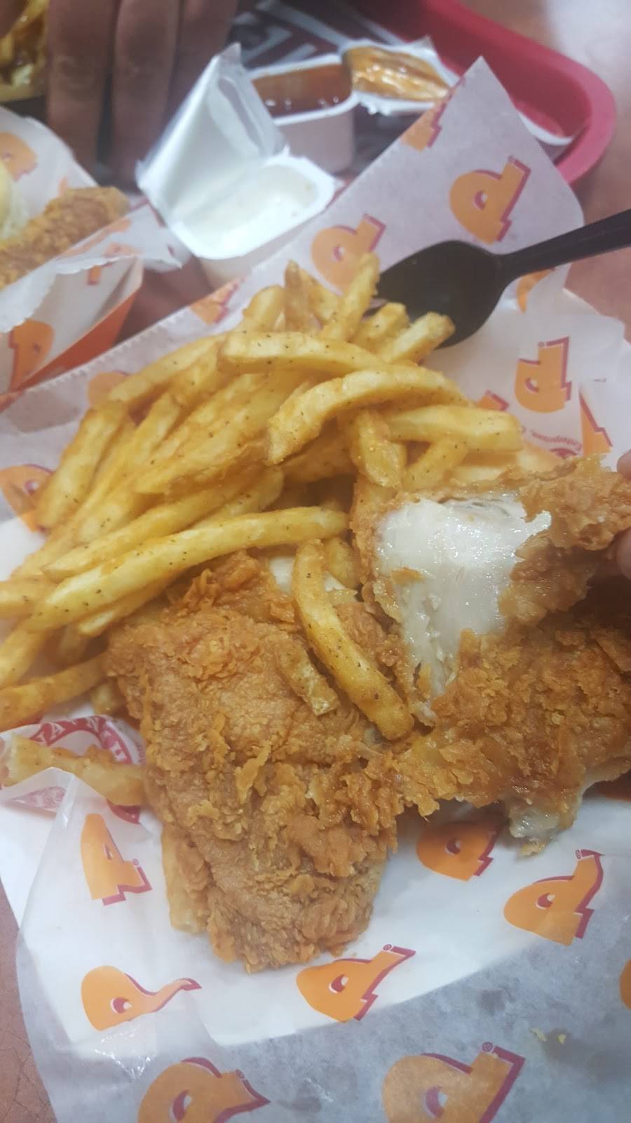 Popeyes Louisiana Kitchen | meal takeaway | 480 Hespeler Rd, Cambridge, ON N1R 7R9, Canada | 5195130340 OR +1 519-513-0340
