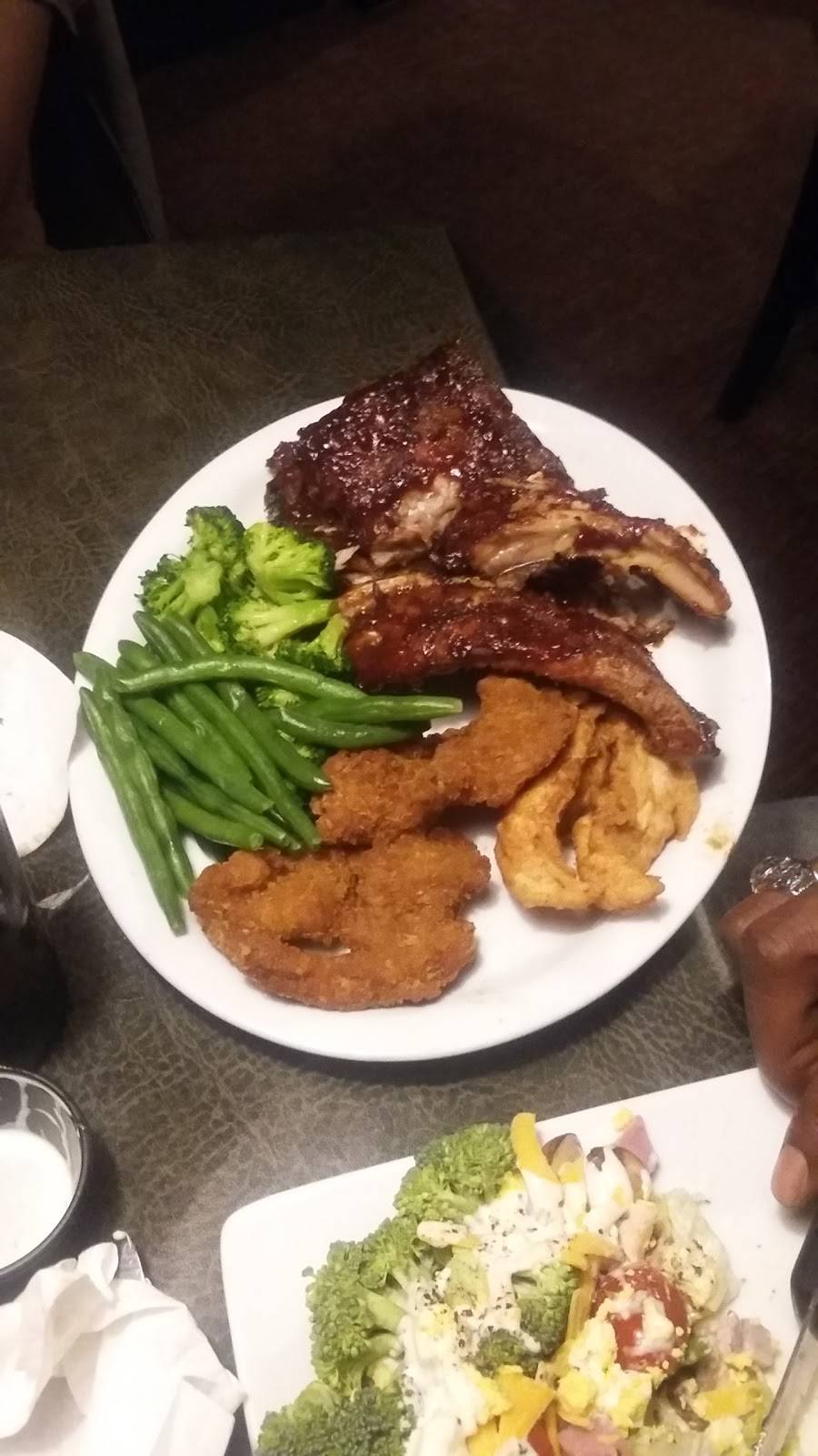 Ruby Tuesday | restaurant | 4411 New Bern Ave, Raleigh, NC 27610, USA | 9192551801 OR +1 919-255-1801