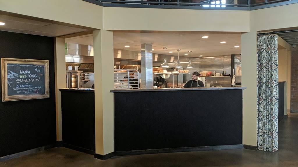 Chases La Verne | restaurant | 2079 Bonita Ave #100, La Verne, CA 91750, USA | 9095966810 OR +1 909-596-6810