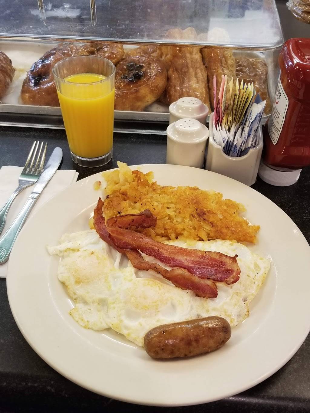Floral Park Diner | restaurant | 142 Tulip Ave, Floral Park, NY 11001, USA | 5163078877 OR +1 516-307-8877