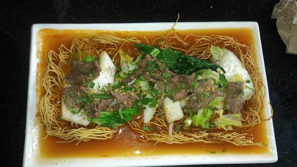 Red 88 Noodle Bar | restaurant | 223 G St, Davis, CA 95616, USA | 5307587338 OR +1 530-758-7338