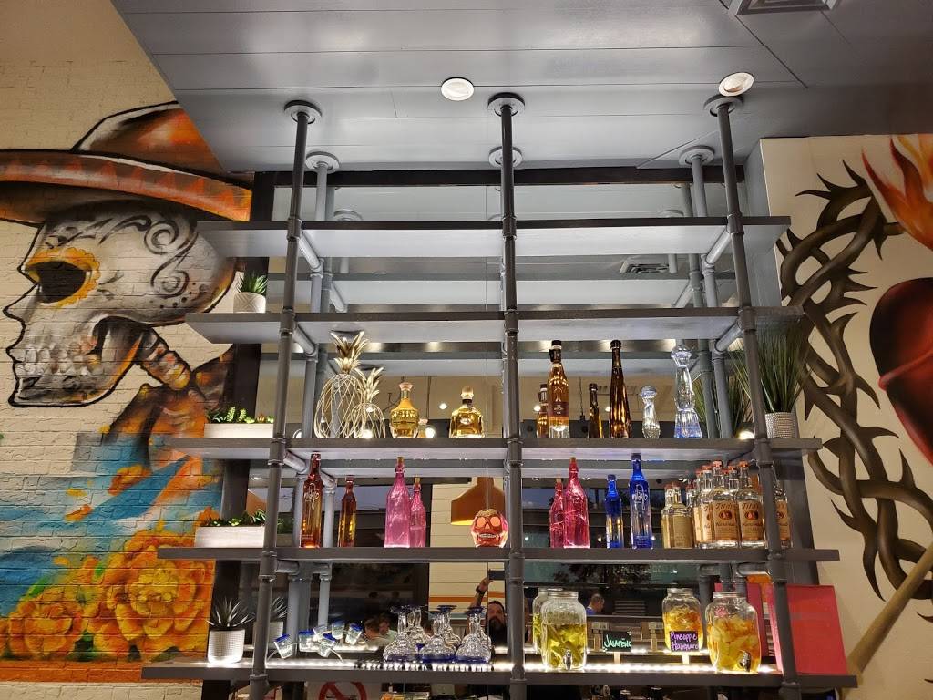 REVOLU modern taqueria + bar | restaurant | 5538 N 7th St Suite 100, Phoenix, AZ 85014, USA | 6026751182 OR +1 602-675-1182