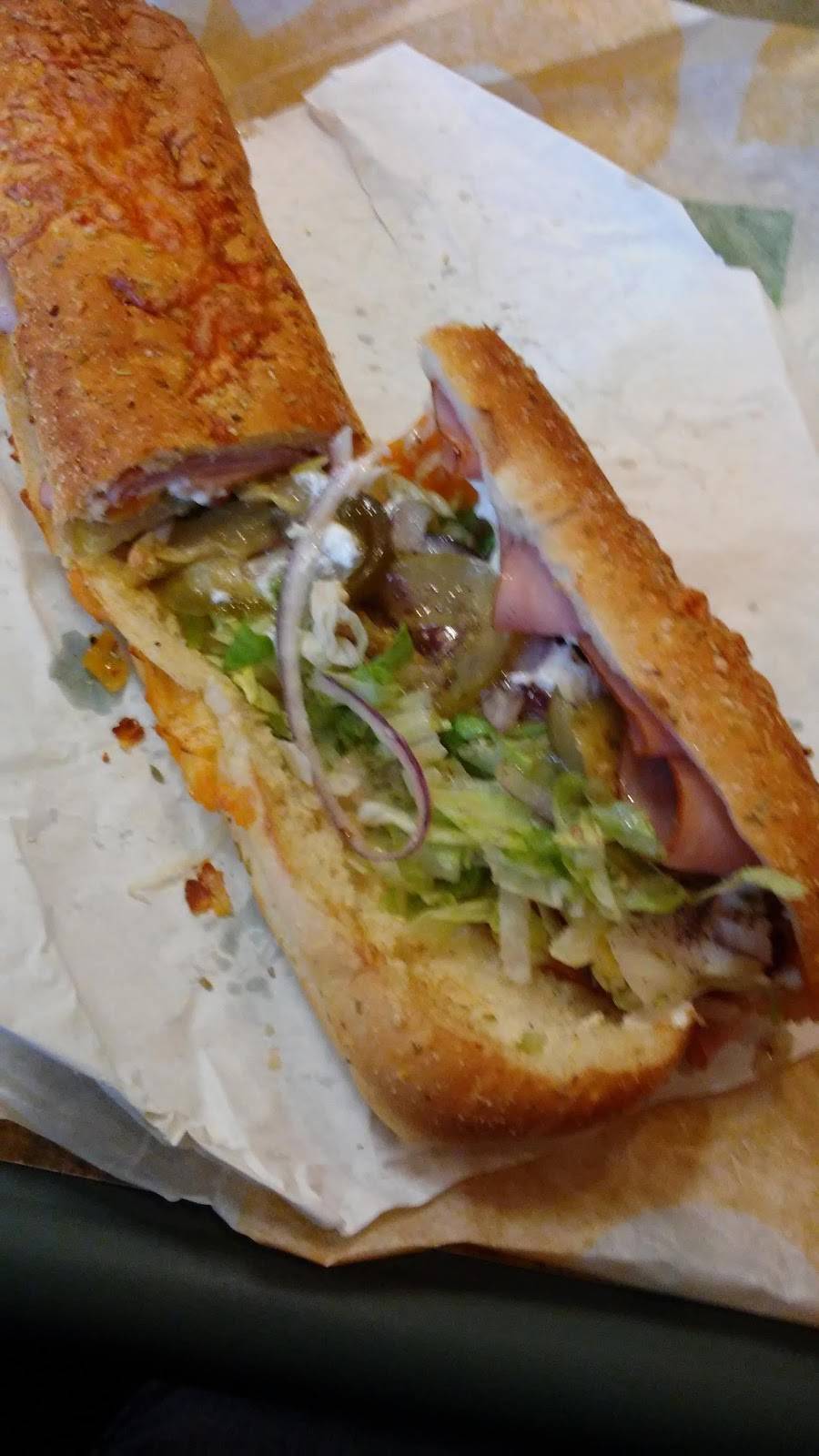 Subway | restaurant | 2090 Baker Rd, Kennesaw, GA 30144, USA | 6782135158 OR +1 678-213-5158