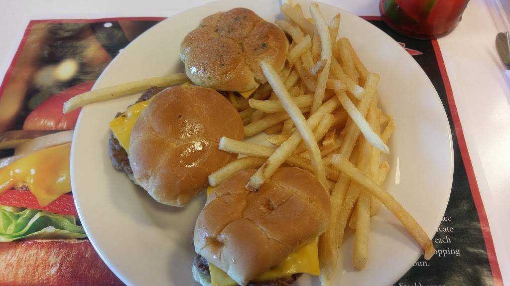 Steak n Shake | restaurant | 17325 Lorain Ave, Cleveland, OH 44111, USA | 2166881086 OR +1 216-688-1086