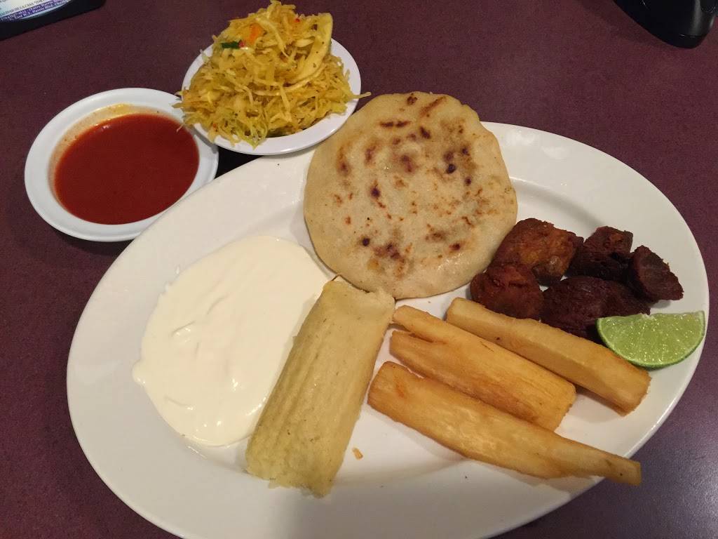 Restaurante Y Panaderia Salvadoreña | bakery | 5724 E W.T. Harris Blvd, Charlotte, NC 28215, USA | 7045371615 OR +1 704-537-1615