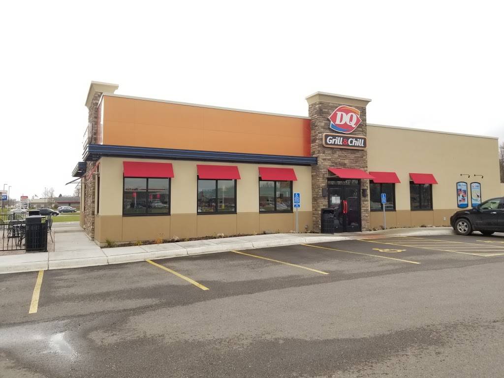 Dairy Queen Grill & Chill | restaurant | 1221 S 1st St, Willmar, MN 56201, USA | 3202352076 OR +1 320-235-2076
