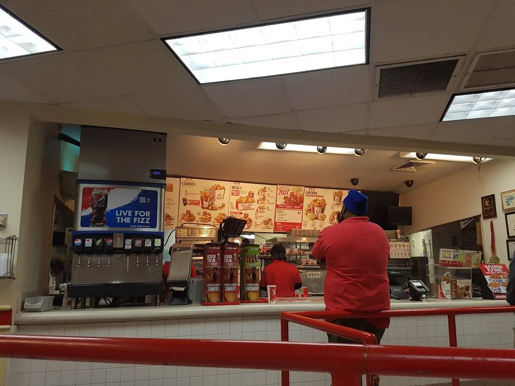 KFC | restaurant | 541 Donelson Pike, Nashville, TN 37214, USA | 6158839531 OR +1 615-883-9531