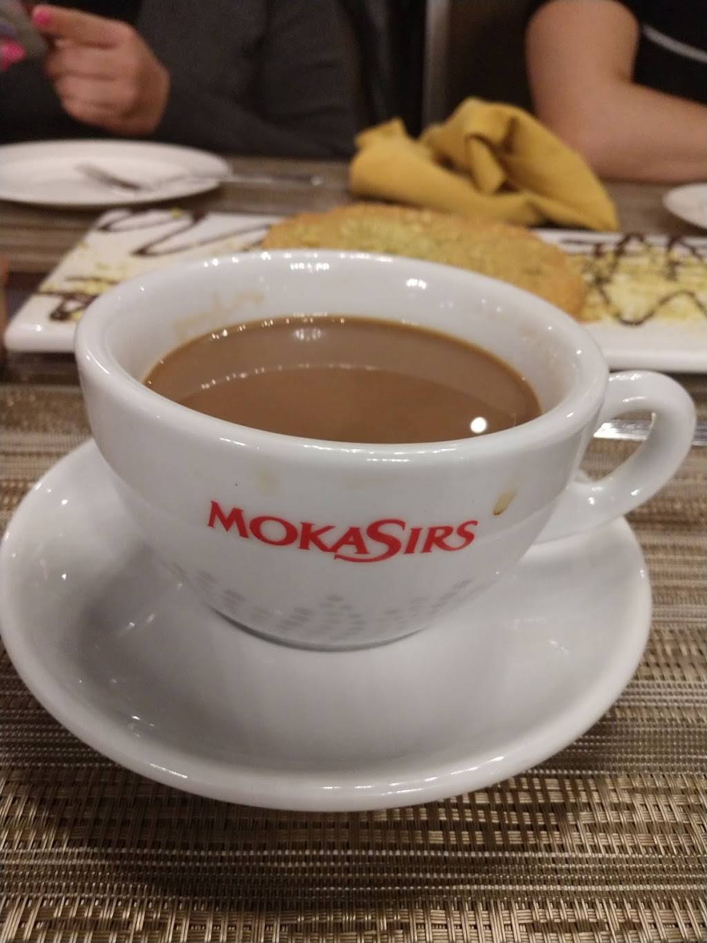 Laila Restaurant And Lounge | restaurant | 45 Page Ave, Staten Island, NY 10309, USA | 9292055587 OR +1 929-205-5587