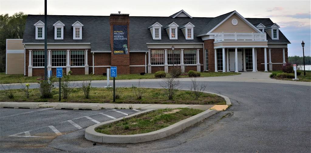 Rivers Edge Conference Center | restaurant | 46870 Tate Rd, Patuxent River, MD 20670, USA | 3013423656 OR +1 301-342-3656