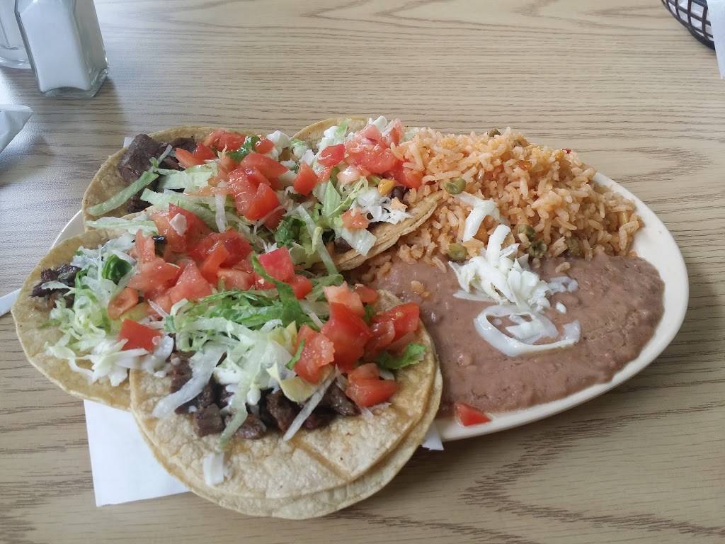 El Nuevo Taconazo Restaurant | restaurant | 2350 W Cermak Rd, Chicago, IL 60608, USA | 7732472795 OR +1 773-247-2795