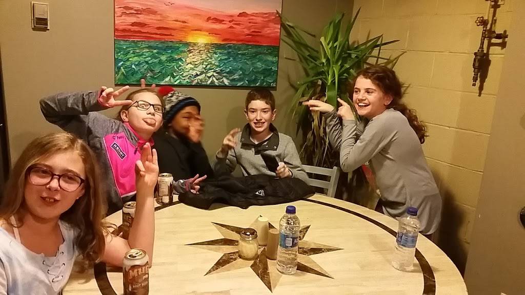 Pizza Box | restaurant | 14 Nantasket Ave, Hull, MA 02045, USA | 7819251919 OR +1 781-925-1919