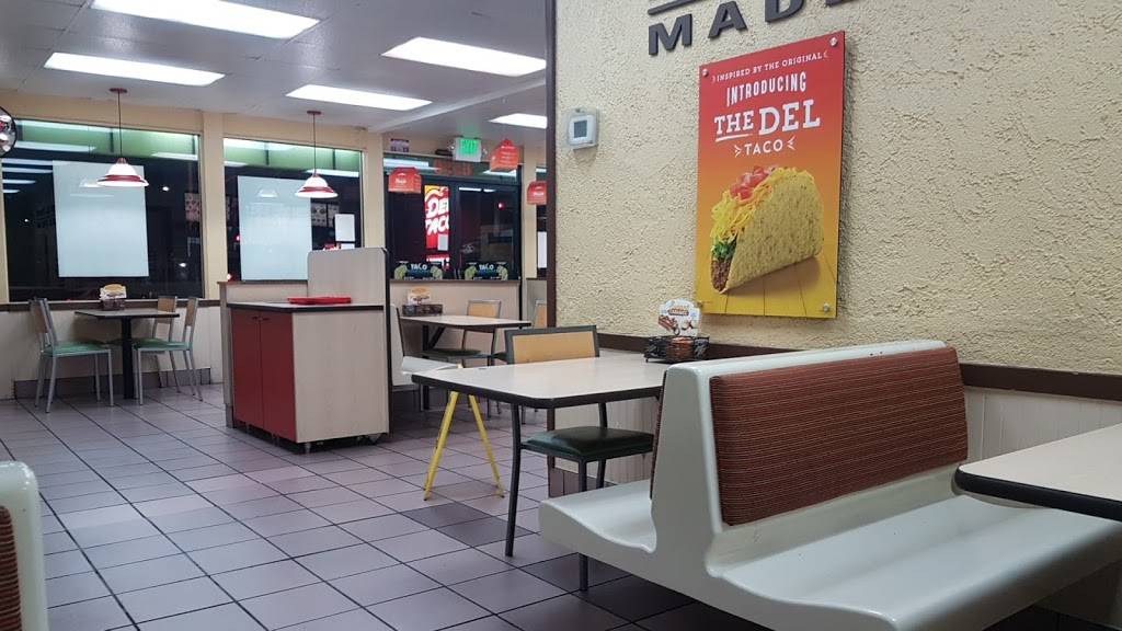 Del Taco | meal takeaway | 6550 San Fernando Rd, Glendale, CA 91201, USA | 8189561236 OR +1 818-956-1236