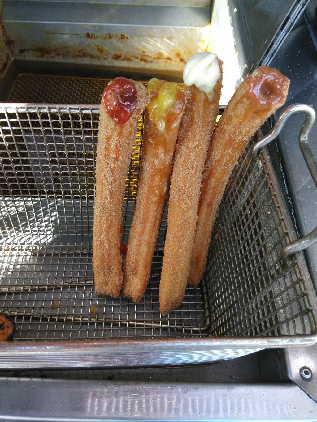 Churros Rellenos Ailyn | restaurant | 9792-9800 Laurel Canyon Blvd, Arleta, CA 91331, USA | 8184920790 OR +1 818-492-0790