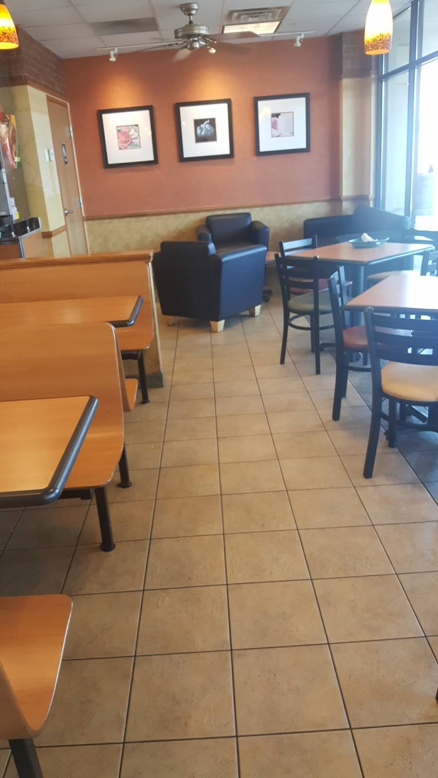 Subway Restaurants | restaurant | 7569 E US Hwy 36, Avon, IN 46123, USA | 3172727359 OR +1 317-272-7359