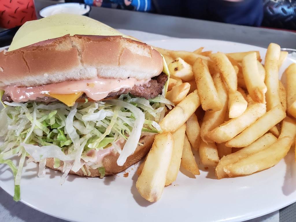 Boulevard Burgers | restaurant | 4401 Florence Ave, Bell, CA 90201, USA | 3237738375 OR +1 323-773-8375