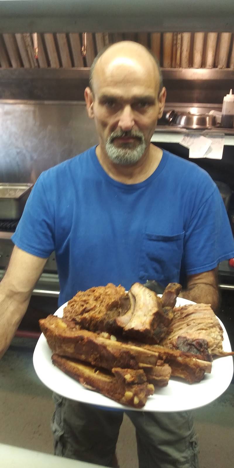 pink pig barbecue | restaurant | 1969 W Co Rd 476, Bushnell, FL 33513, USA | 3527937744 OR +1 352-793-7744