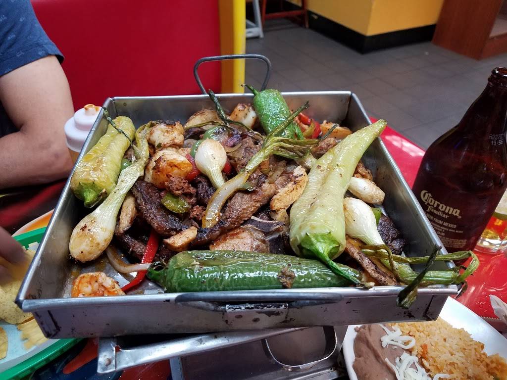 Taqueria Azteca | restaurant | 1910 Shopiere Rd, Beloit, WI 53511, USA | 6083139720 OR +1 608-313-9720