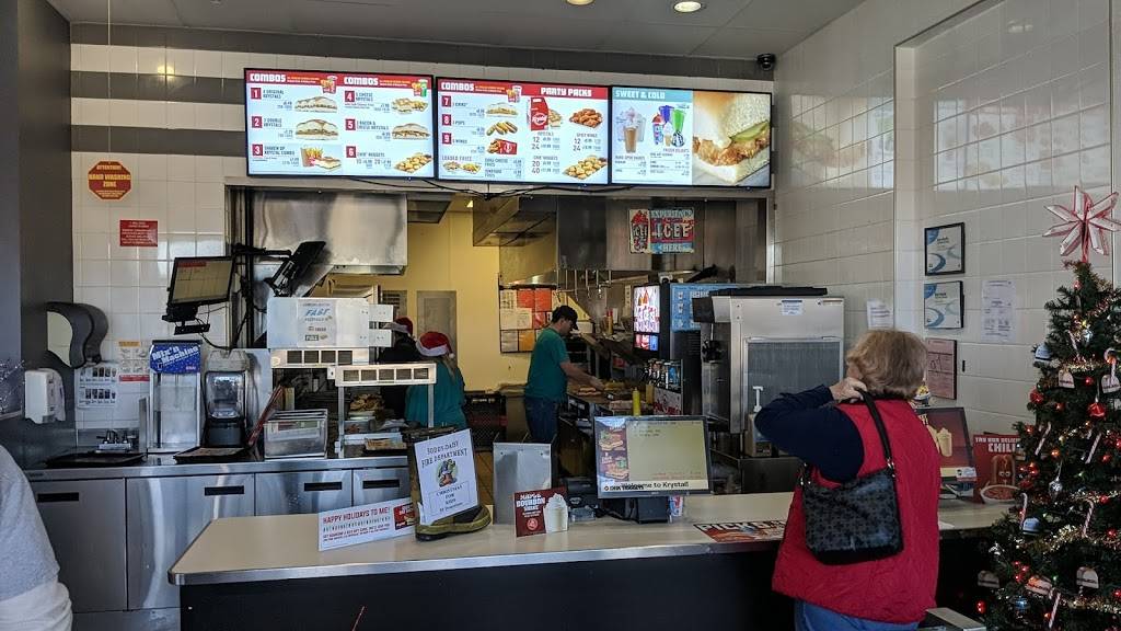 Krystal | meal takeaway | 125 Harrison Ln Ste 116, Soddy-Daisy, TN 37379, USA | 4233321705 OR +1 423-332-1705