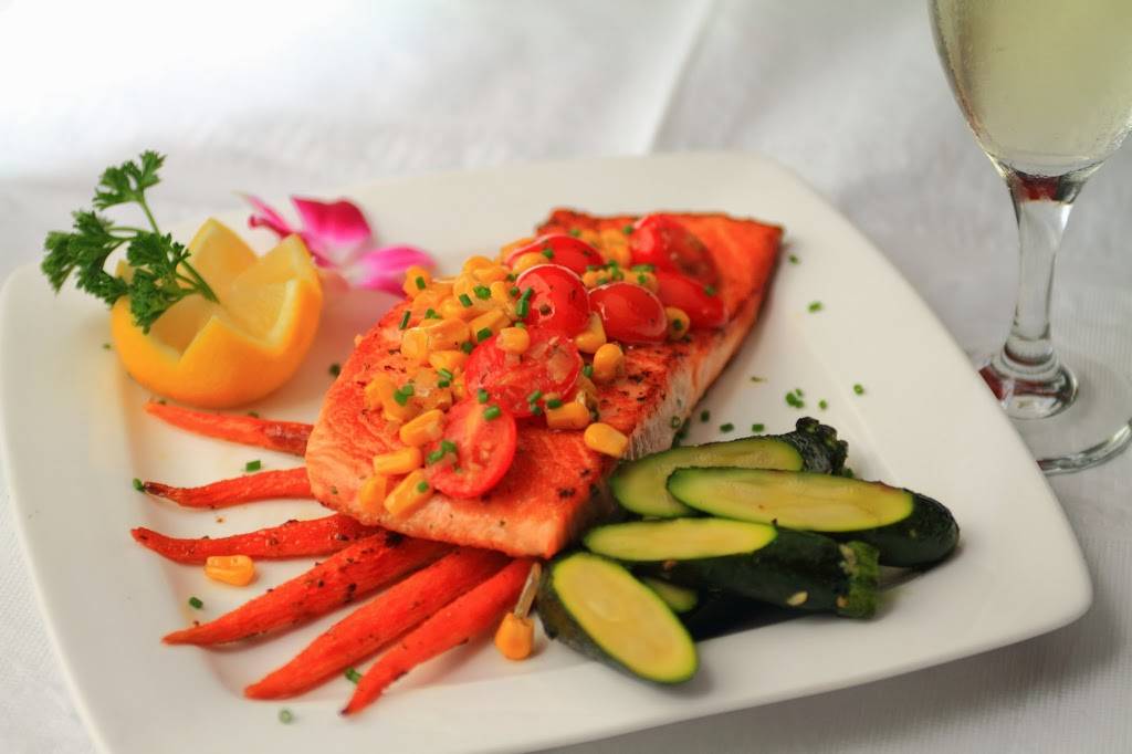 Viga | restaurant | 245-275 Washington St, Boston, MA 02108, USA | 6177428442 OR +1 617-742-8442