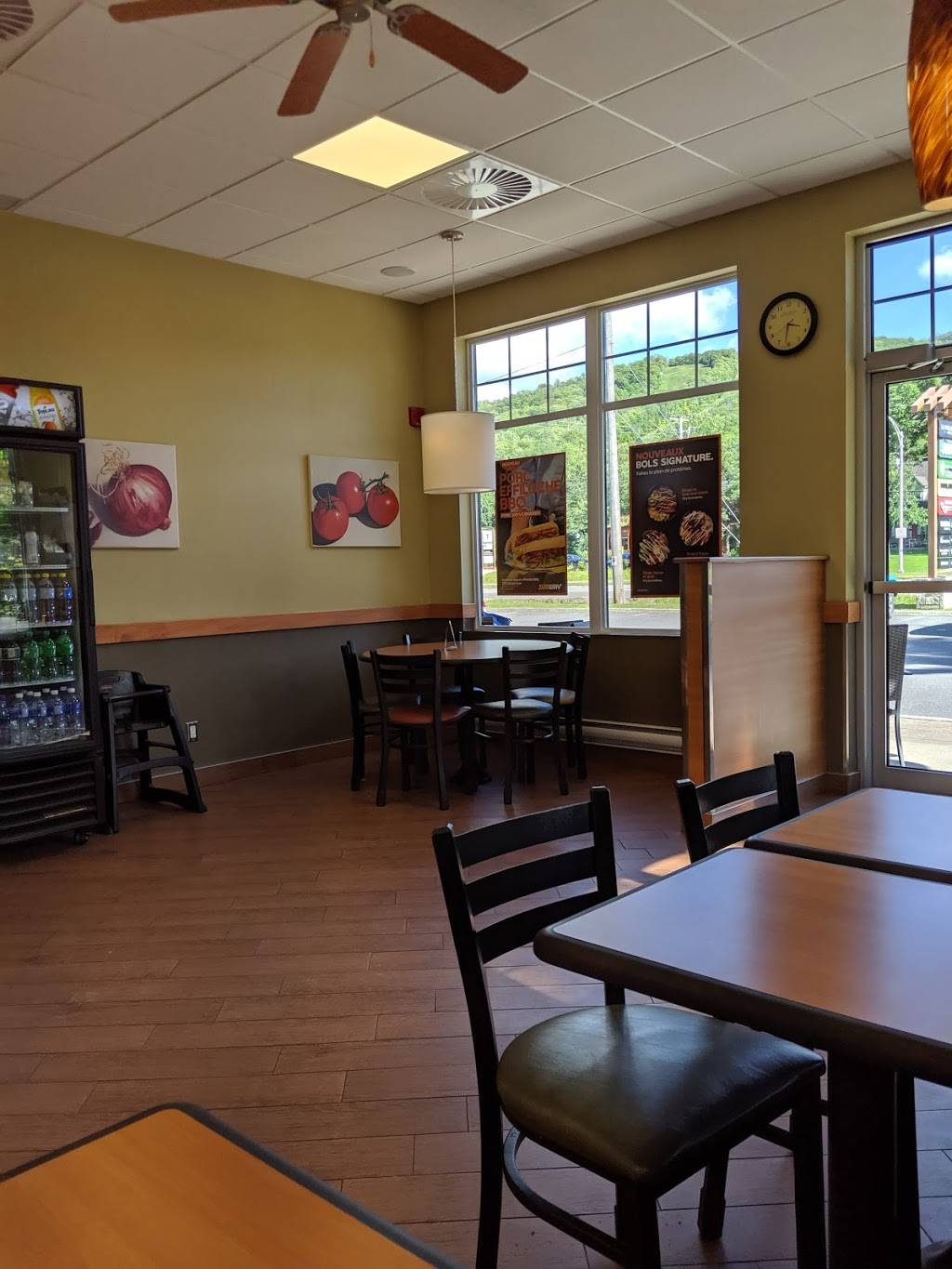 Subway | restaurant | 1025 Boulevard du Lac, Lac-Beauport, QC G3B 0X1, Canada | 4183162838 OR +1 418-316-2838