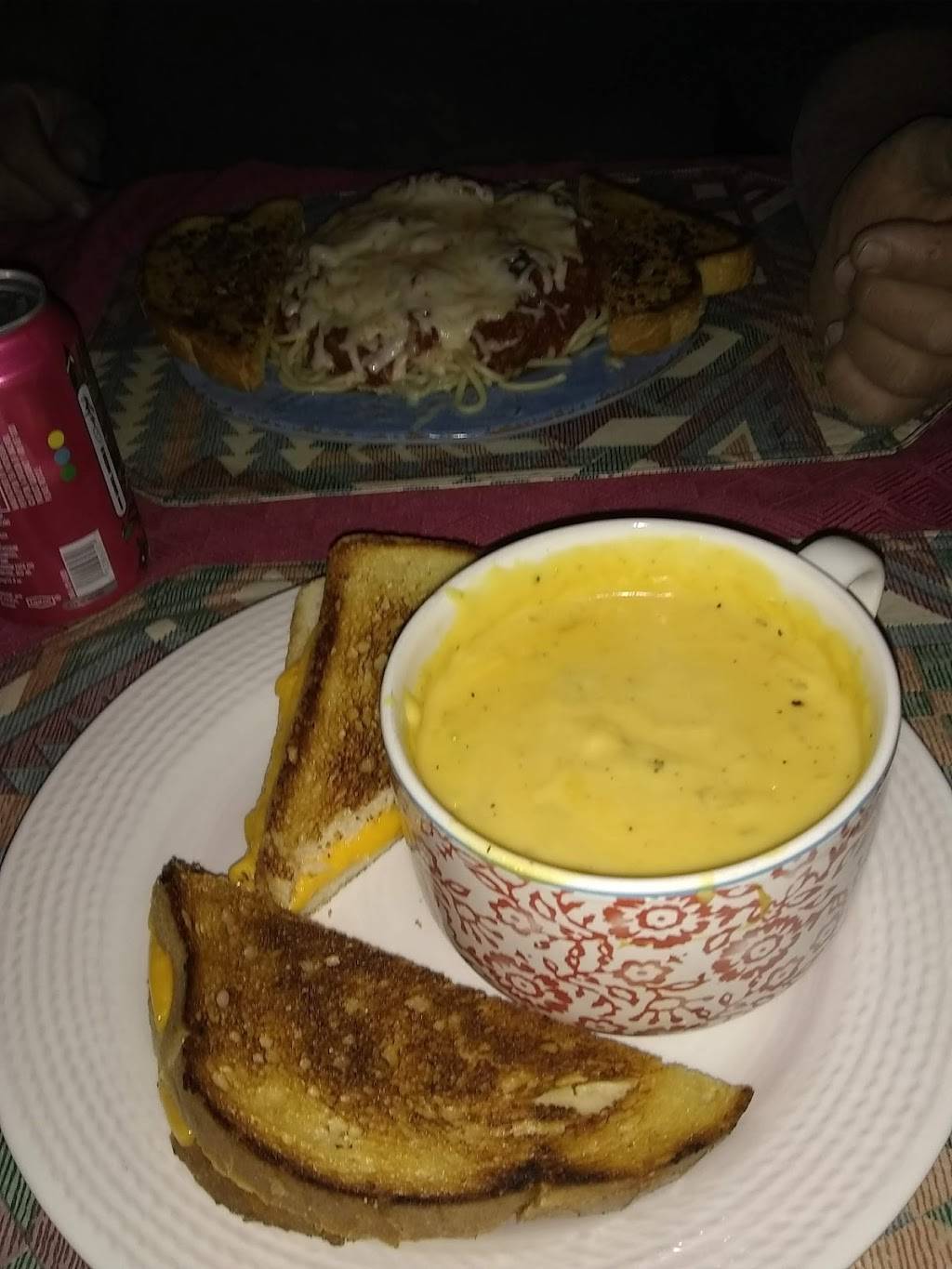 Melodys Place | restaurant | 551 Lytle Creek Rd, Lytle Creek, CA 92358, USA | 9098800606 OR +1 909-880-0606