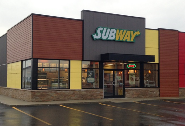 Restaurant SUBWAY | restaurant | 324 Rue Aubry, Halte 20, 55, Sainte-Eulalie, QC G0Z 1E0, Canada | 8192254445 OR +1 819-225-4445