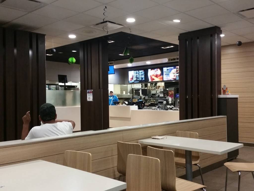 McDonalds | cafe | I 25, Hwy 52, Erie, CO 80516, USA | 3038335366 OR +1 303-833-5366