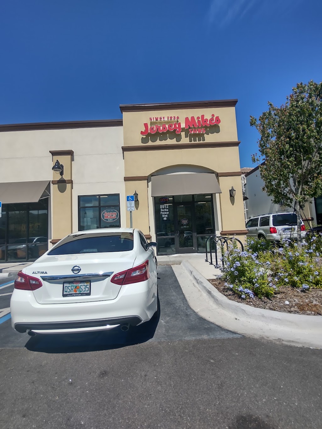 Jersey Mikes Subs | meal takeaway | 8912 Bertha Palmer Blvd Unit B, Temple Terrace, FL 33617, USA | 8133454844 OR +1 813-345-4844