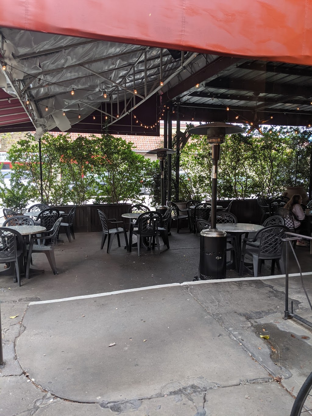 Empire Café | cafe | 1732 Westheimer Rd, Houston, TX 77098, USA | 7135285282 OR +1 713-528-5282