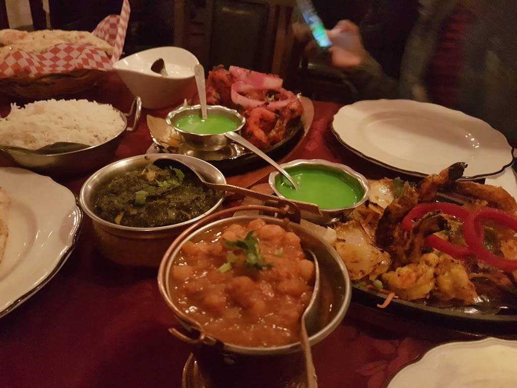 The Bombay Grill | restaurant | 5694 Hwy 7, Markham, ON L3P 1B4, Canada | 9055546666 OR +1 905-554-6666