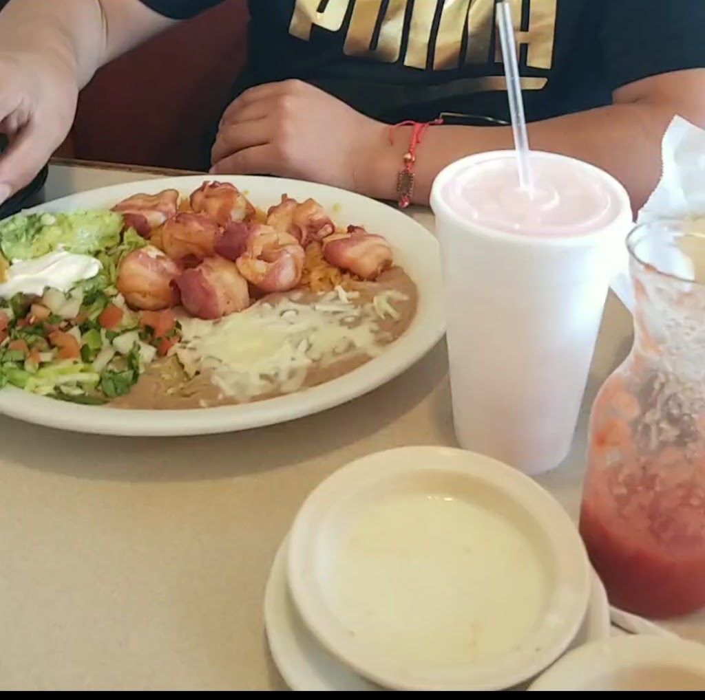 El Jimador Mexican Restaurant | restaurant | 902 N State St, Iola, KS 66749, USA | 6203657300 OR +1 620-365-7300