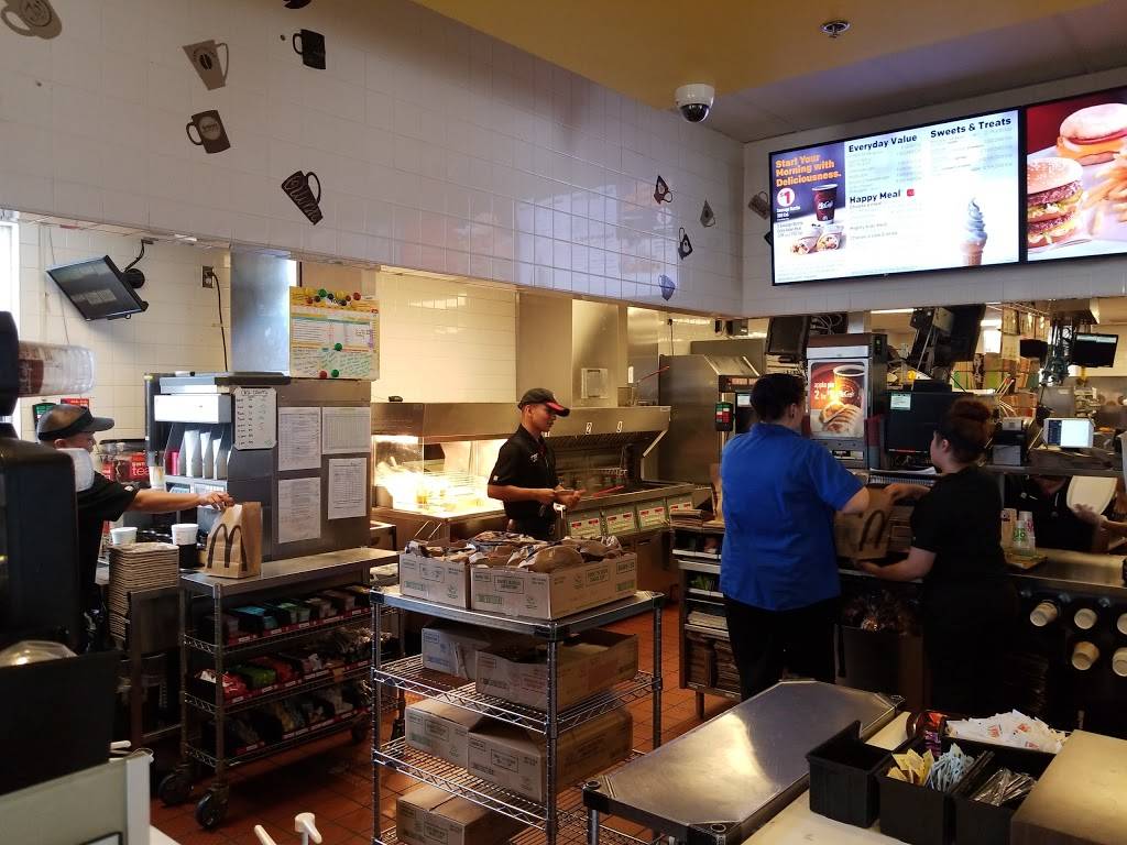 McDonalds | cafe | 3455 W Peoria Ave, Phoenix, AZ 85029, USA | 6029425780 OR +1 602-942-5780