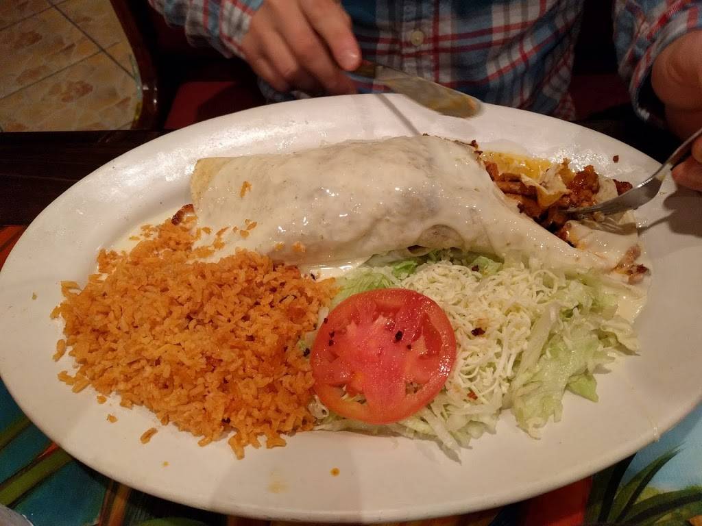 Los Tres Magueyes | restaurant | 10120 Green Level Church Road, Cary, NC 27519, USA | 9192675444 OR +1 919-267-5444
