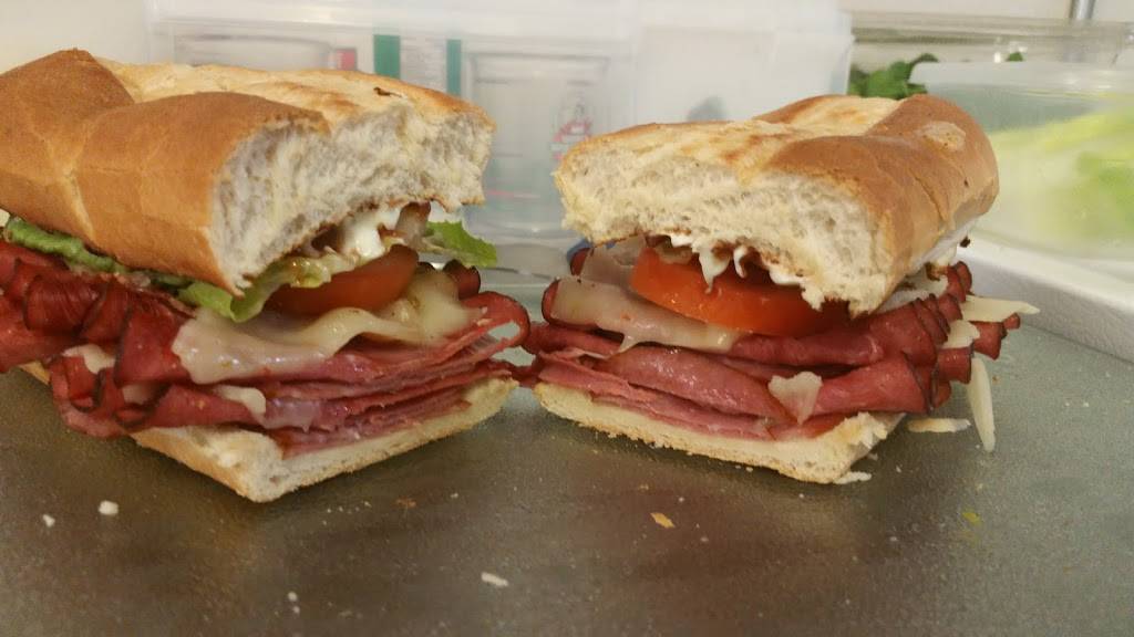 Backroads Mercantile | restaurant | 77495 LA-21, Covington, LA 70435, USA | 9858933223 OR +1 985-893-3223