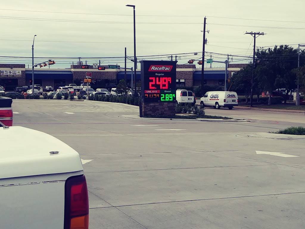 RaceTrac | bakery | 4717, 2707 Royal Ln, Dallas, TX 75229, USA | 9722413196 OR +1 972-241-3196