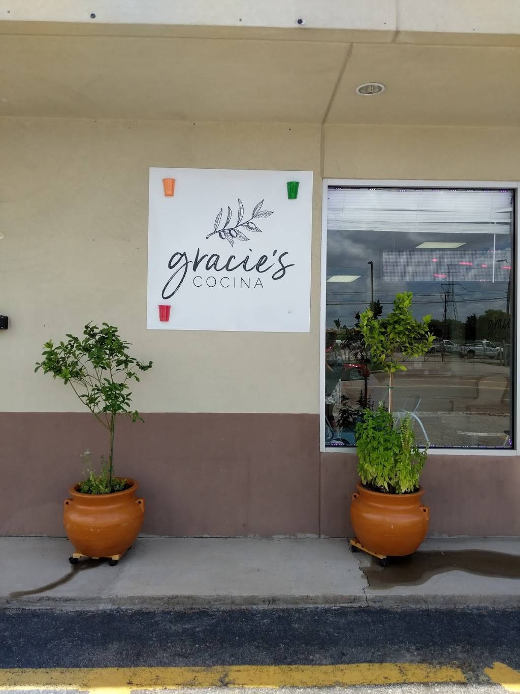 Gracies Cocina |  | 3406 N Main St #120, Baytown, TX 77521, USA | 8329264386 OR +1 832-926-4386
