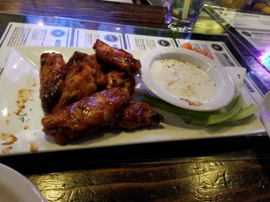 The Webfoot Bar and Grill | restaurant | 839 E 13th Ave, Eugene, OR 97401, USA | 5415058422 OR +1 541-505-8422